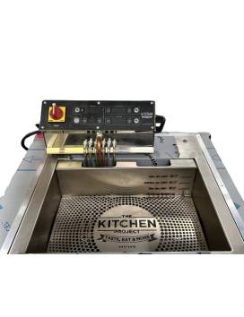 exemplar de Carrinho com FRITADEIRA DIGITAL projeto de cozinha 30 litros - 6KW - 220V